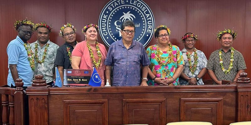 Chuuk_Senate-04a